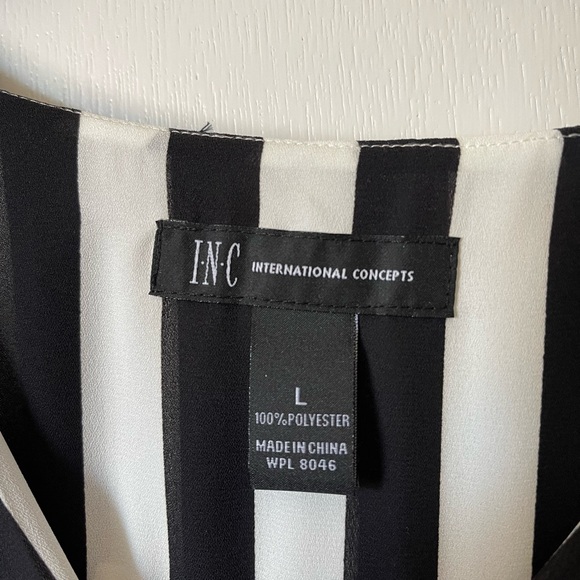 NWT -INC International Concepts Top - Picture 4 of 4